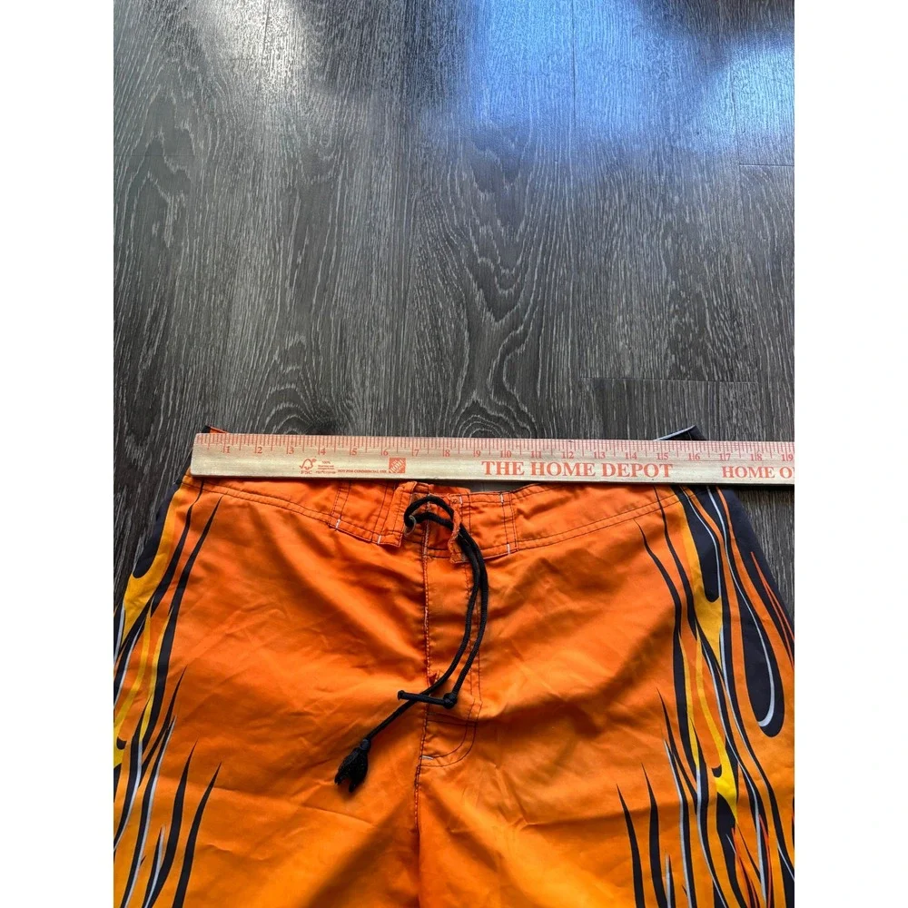 Vintage Y2K No Boundaries Flame Fire Board Shorts Size 34